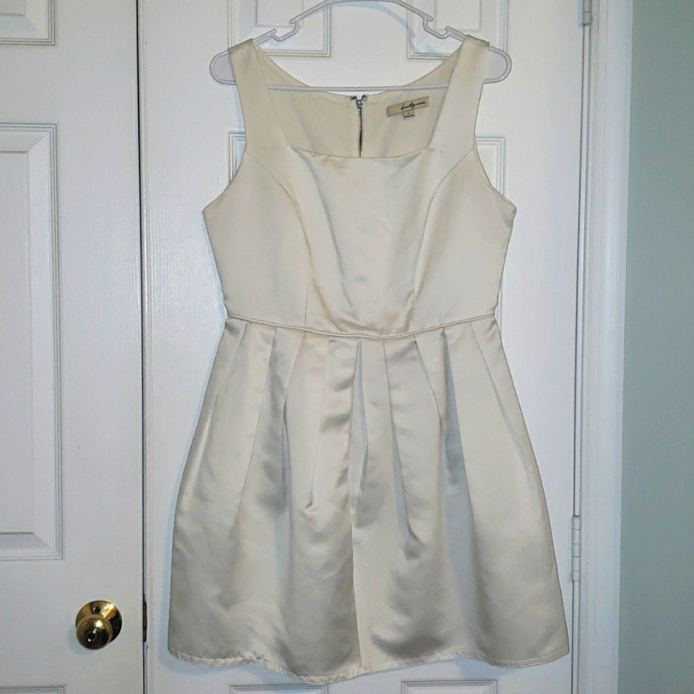 Cute Ivory Dress!